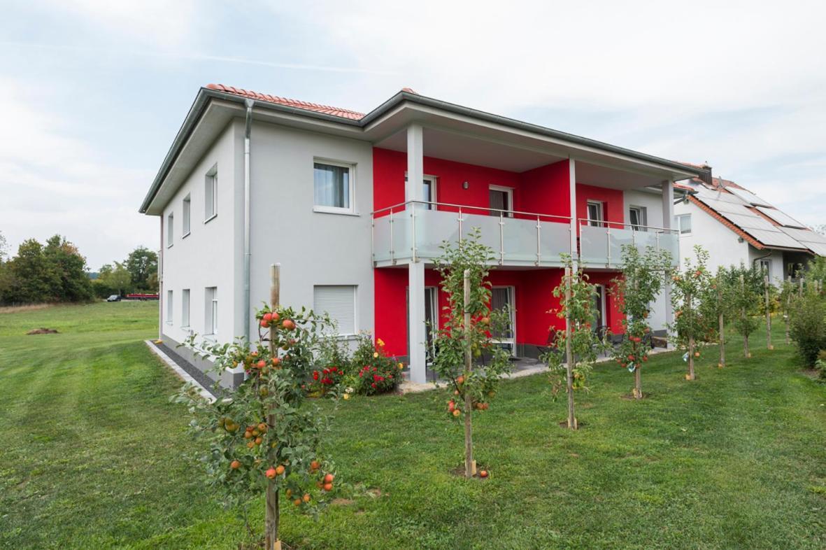 Hofmann'S Apartements & Ferienwohnungen Oberdachstetten Екстер'єр фото