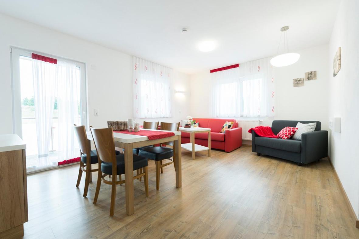 Hofmann'S Apartements & Ferienwohnungen Oberdachstetten Екстер'єр фото