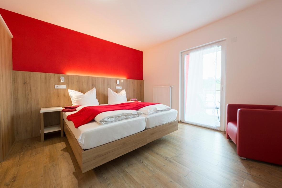 Hofmann'S Apartements & Ferienwohnungen Oberdachstetten Екстер'єр фото